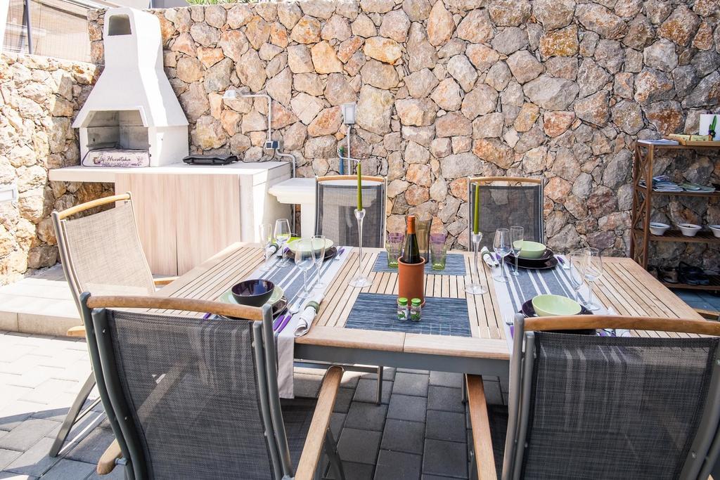 Luxury Spa Apartment Luna Njivice Oda fotoğraf