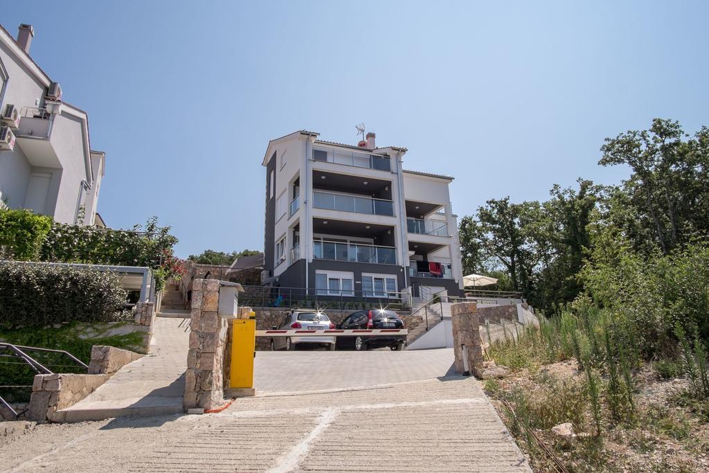 Luxury Spa Apartment Luna Njivice Oda fotoğraf